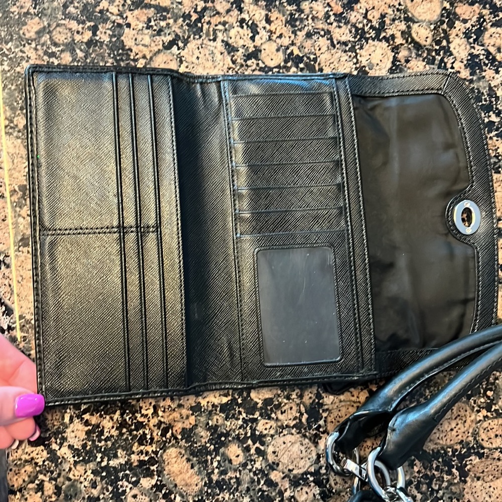 Coach purse and wallet - Picture 7 of 8